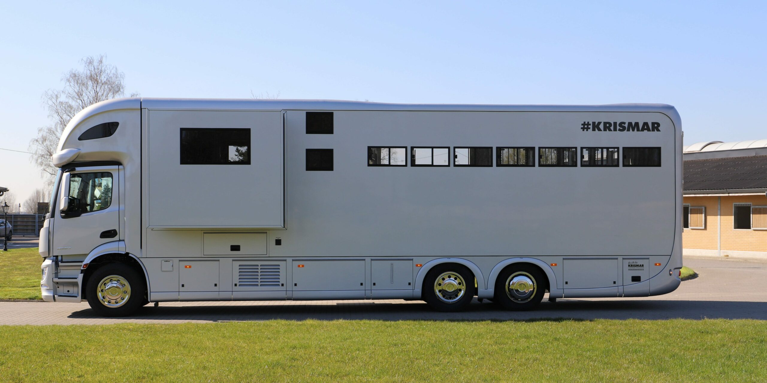 Krismar paardenvrachtwagen professional voor 5 paarden